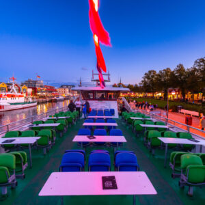 Fahrgastschiff Warnow Star am Alten Strom - Lichterfahrten